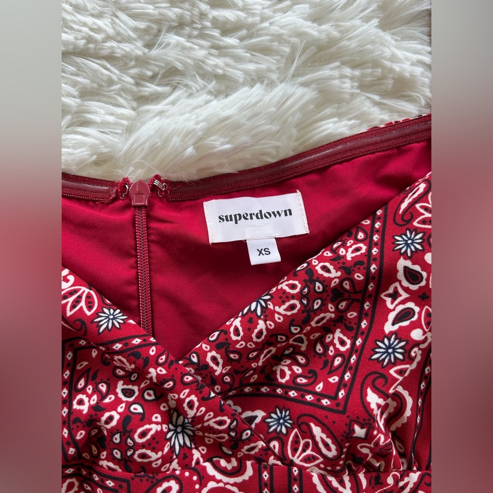 superdown Red Bandana Print Mini Dress - Picture 7 of 9